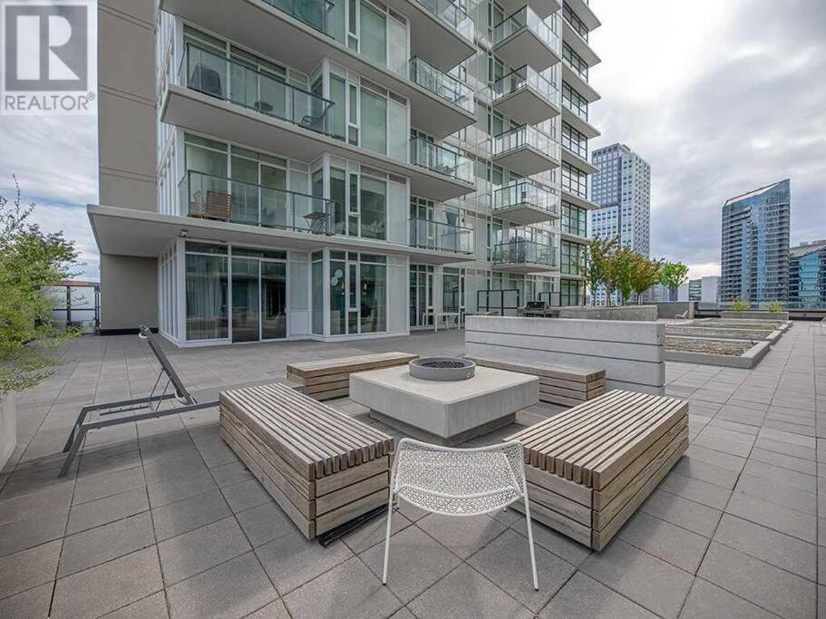 Modern Suite Calgary Downtown 5 Min Walk Stampede Luaran gambar