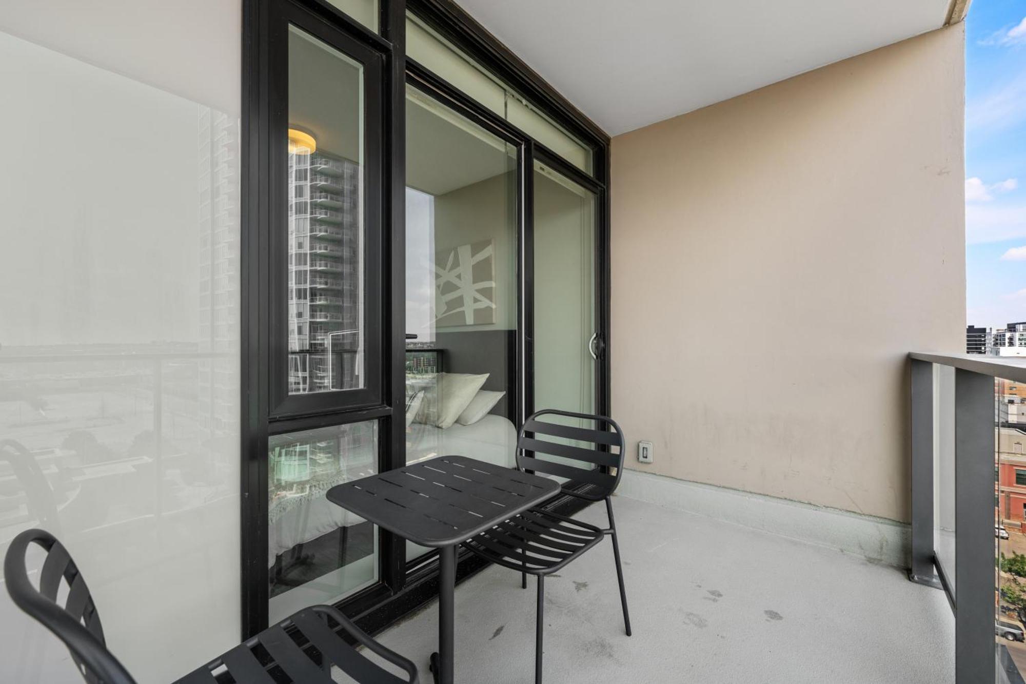 Modern Suite Calgary Downtown 5 Min Walk Stampede Luaran gambar