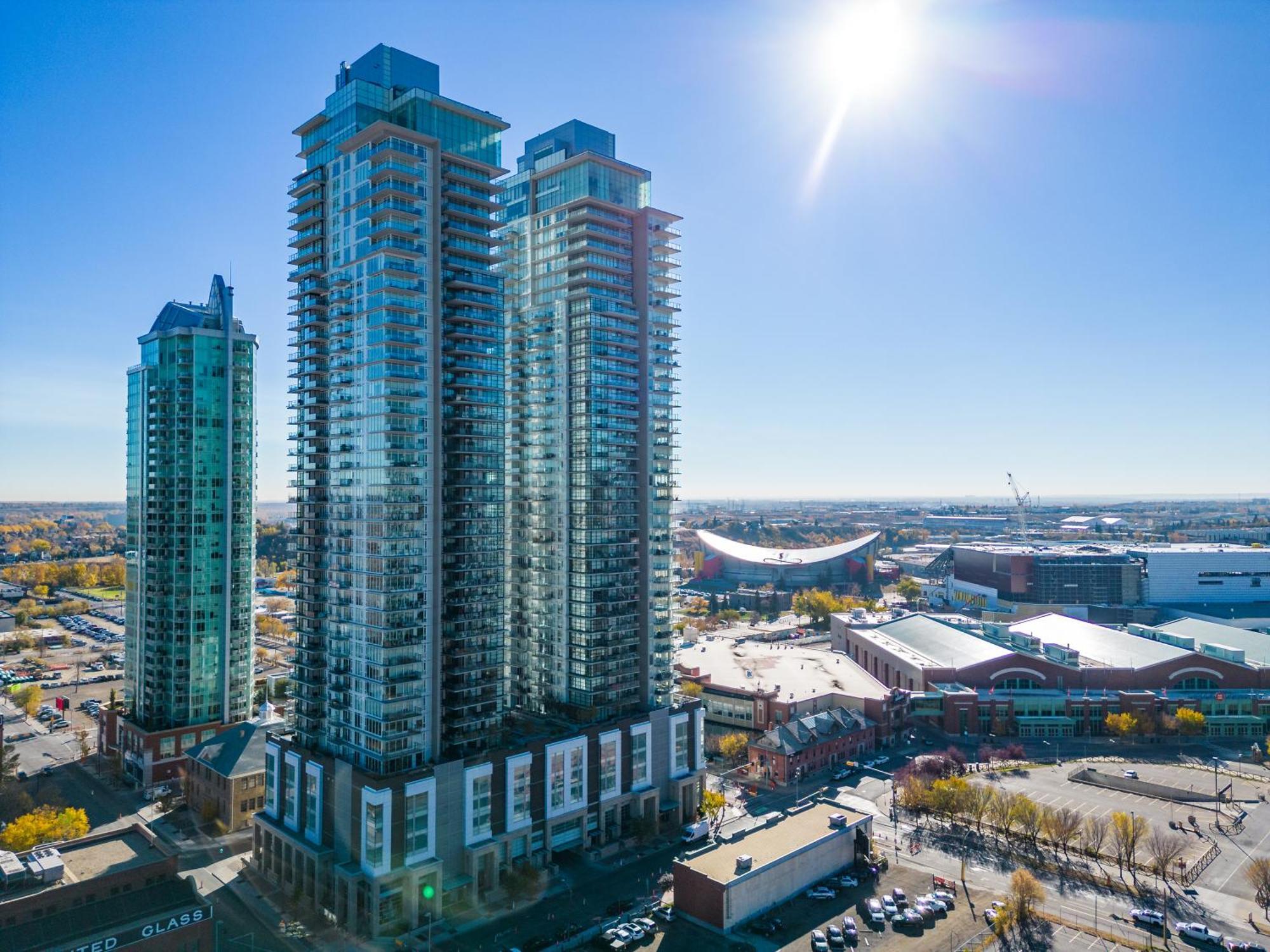 Modern Suite Calgary Downtown 5 Min Walk Stampede Luaran gambar