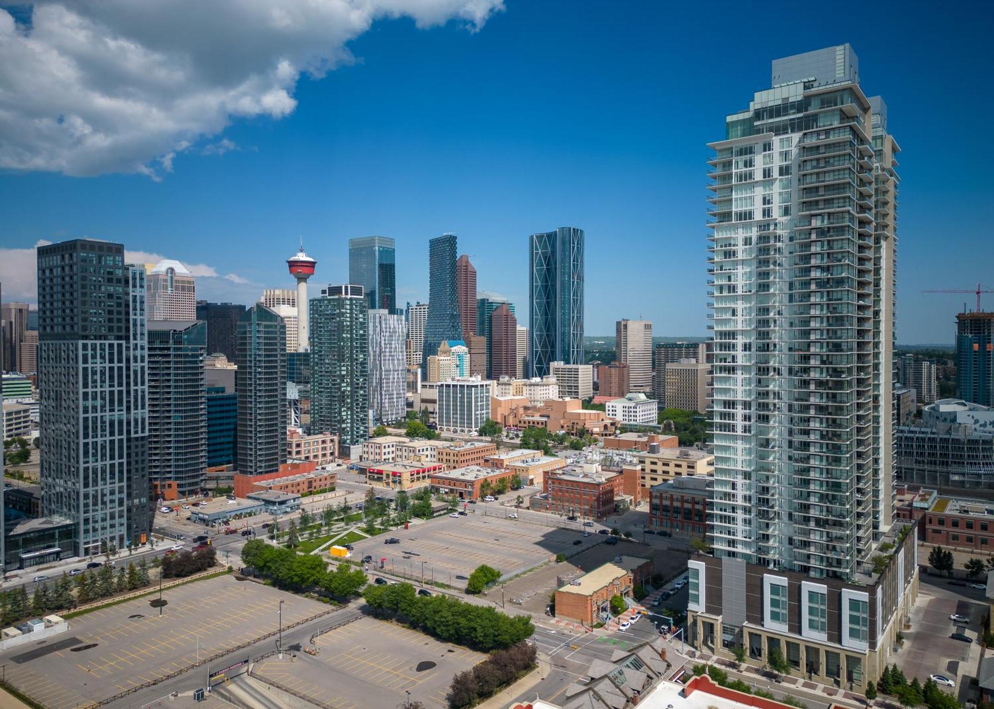 Modern Suite Calgary Downtown 5 Min Walk Stampede Luaran gambar