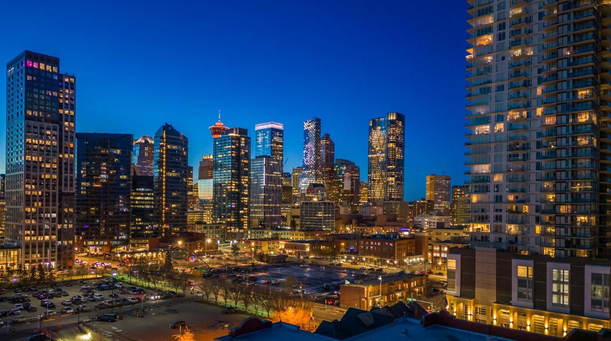 Modern Suite Calgary Downtown 5 Min Walk Stampede Luaran gambar